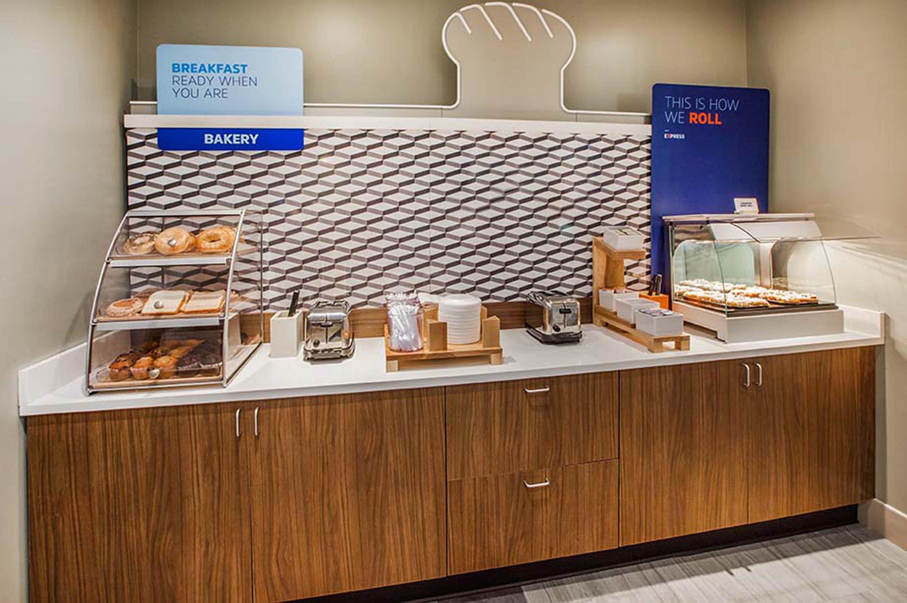 Holiday Inn Express Hotel & Suites Shawnee I-40 By Ihg Exteriér fotografie