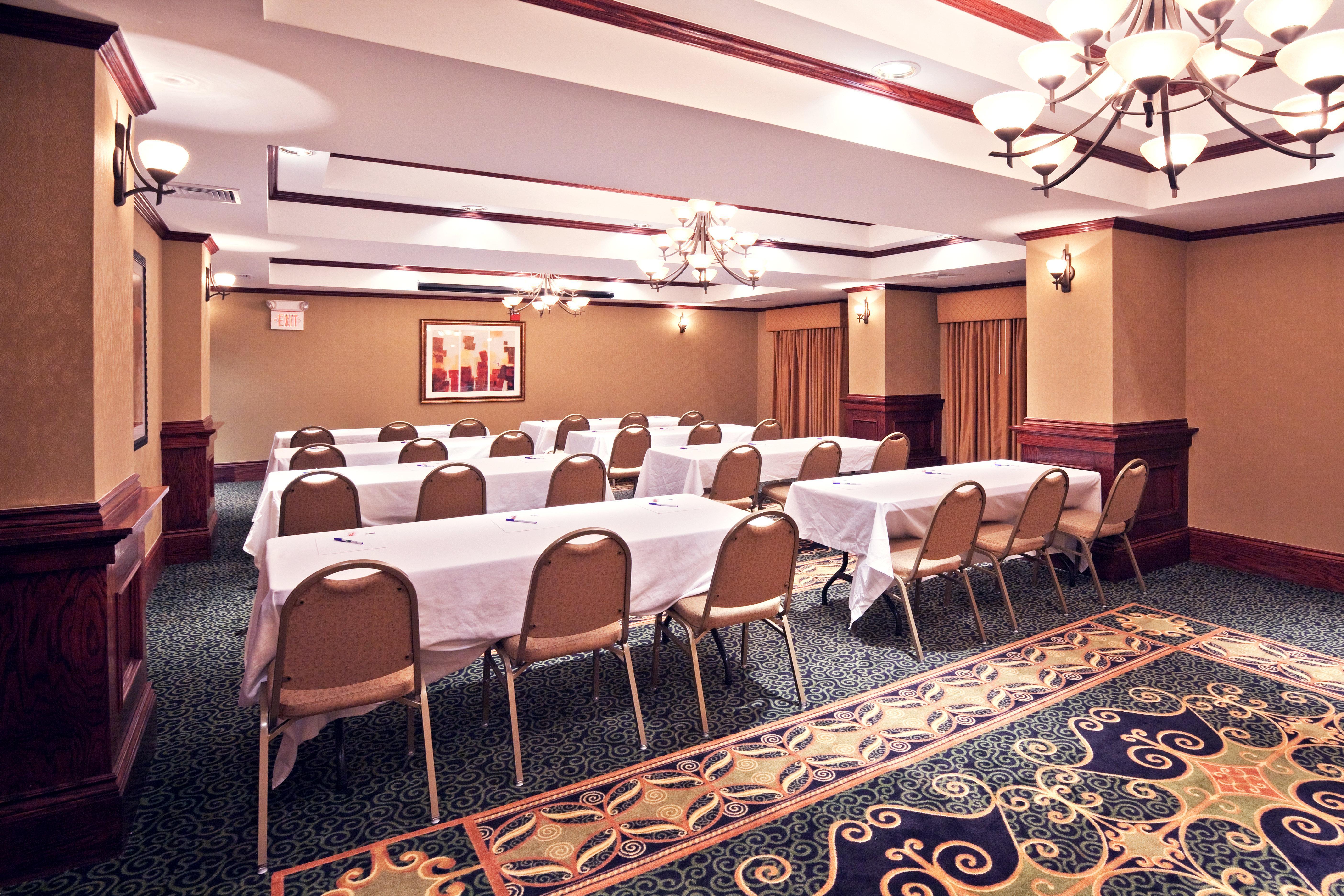 Holiday Inn Express Hotel & Suites Shawnee I-40 By Ihg Exteriér fotografie